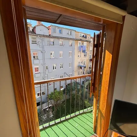 Pisito En Pleno Centro Apartamento